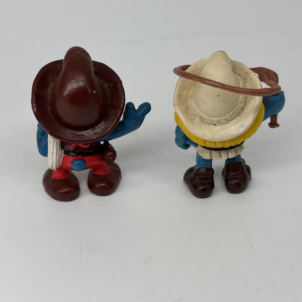 Peyo Schleich Cowboy Smurf Cowgirl Smurfette 1981 Western Figures Lot Of 2 VTG - Picture 3 of 4